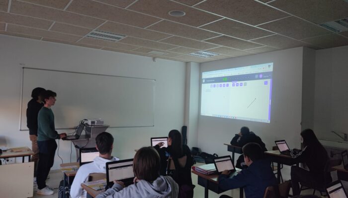 ATANA promueve las vocaciones STEM en centro escolares