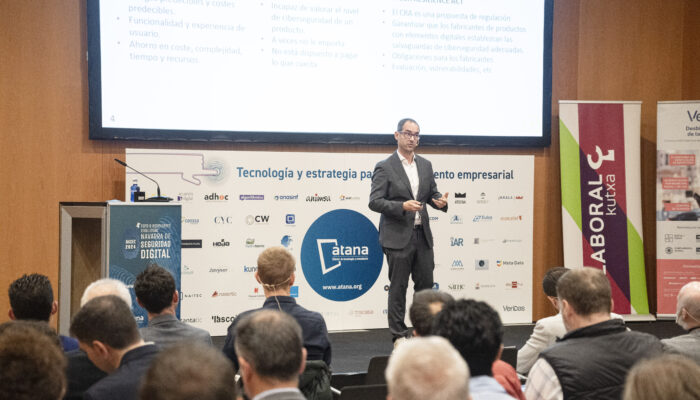 La cuarta edición del Foro & Developers Challenge Navarra de Seguridad Digital ha reunido a más de 120 personas en Baluarte