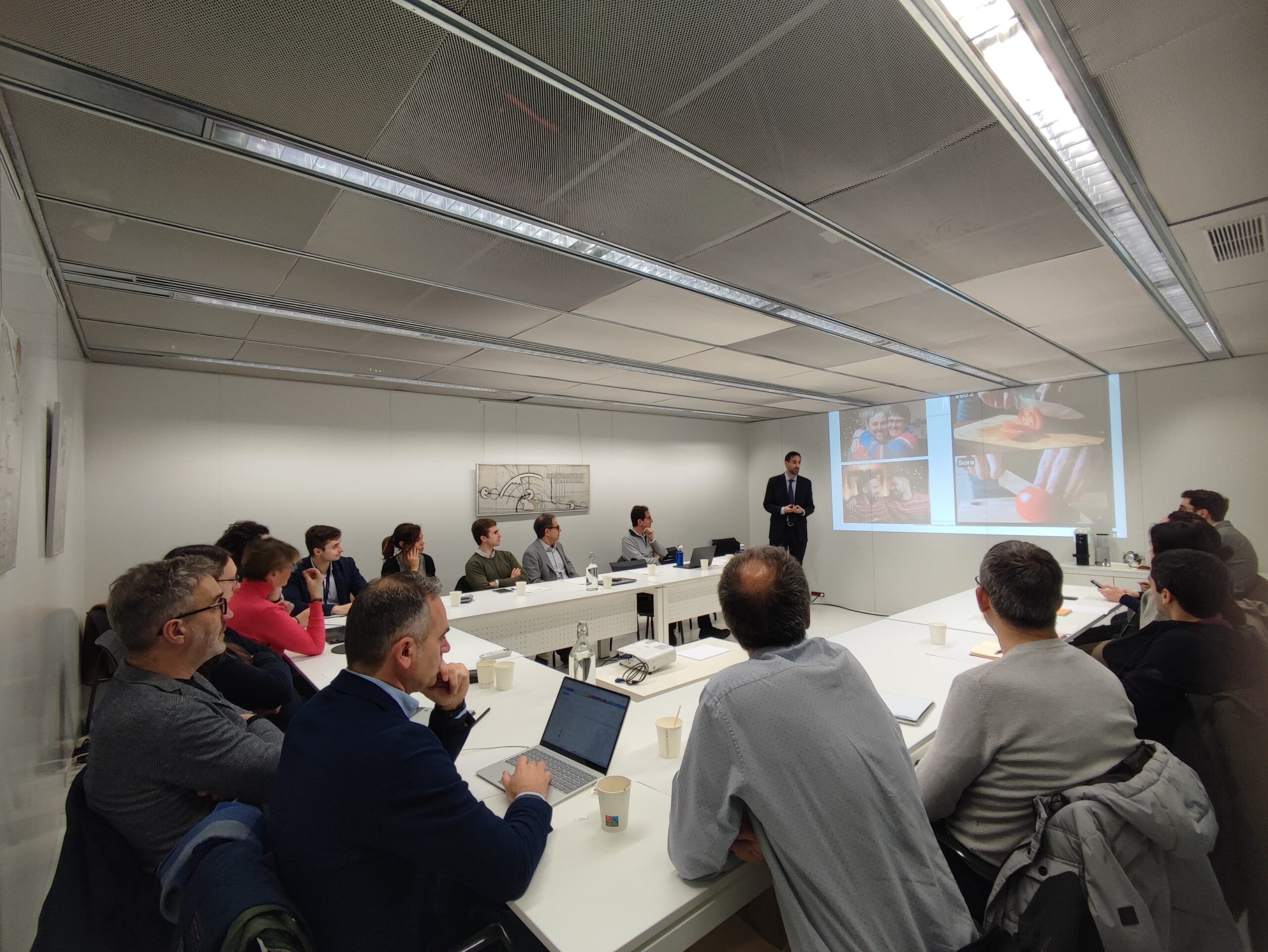 Desayuno de trabajo –  Normativa y normalización de la inteligencia artificial