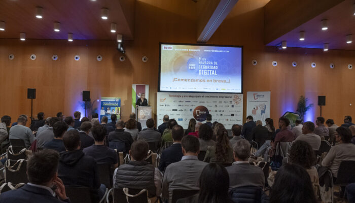 Cerca de 200 personas se reúnen en la quinta edición del Foro Navarra de Seguridad Digital
