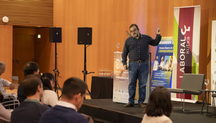 Cerca de 200 personas se reúnen en la quinta edición del Foro Navarra de Seguridad Digital