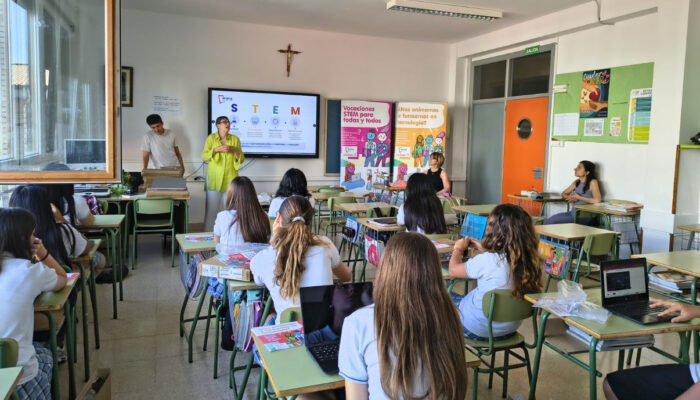 ATANA acerca las vocaciones STEM al alumnado del Colegio Santa Luisa de Marillac de Barañáin