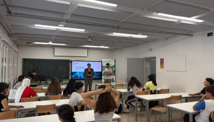 ATANA acerca las vocaciones STEM al alumnado del IES Marqués de Villena de Marcilla