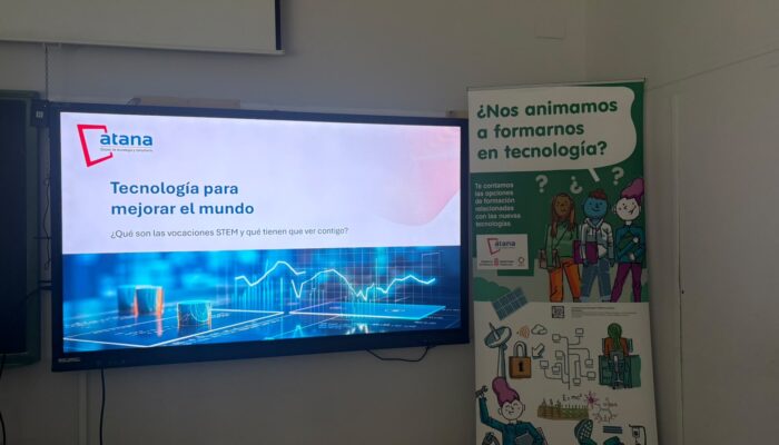 ATANA acerca las vocaciones STEM al alumnado del IES Marqués de Villena de Marcilla